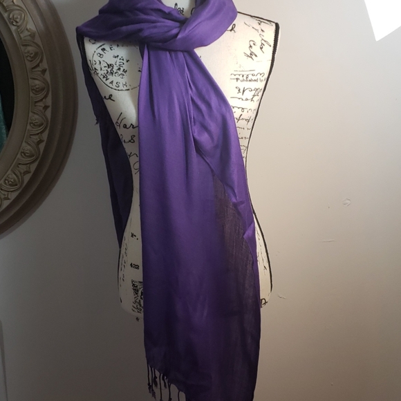Purple Scarf - Picture 1 of 2